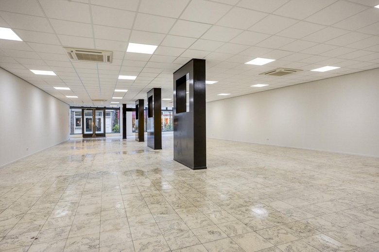 WinkelruimteaanOudestraat 86<br/> inKampen