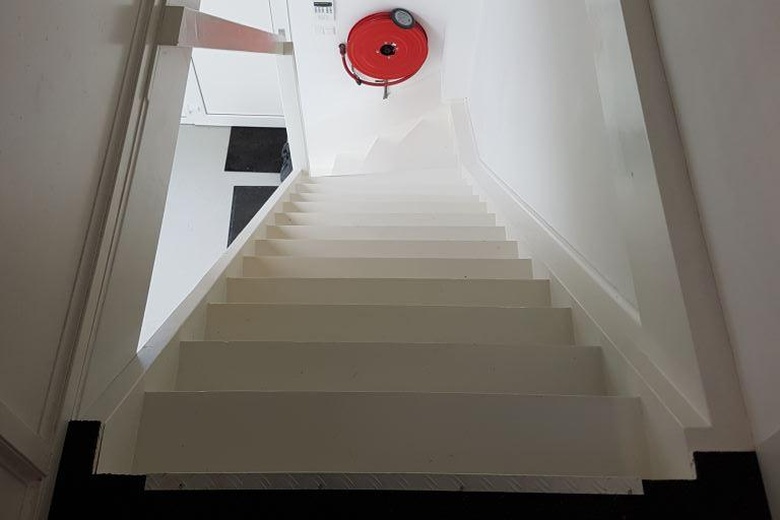BedrijfsruimteaanAalsmeerderweg 239 P<br/> inAalsmeer BedrijfsruimteaanAalsmeerderweg 239 P<br/> inAalsmeer