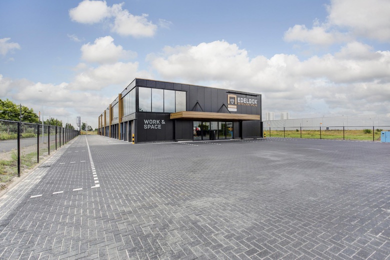 BedrijfsruimteaanOsloweg 4<br/> inGroningen BedrijfsruimteaanOsloweg 4<br/> inGroningen