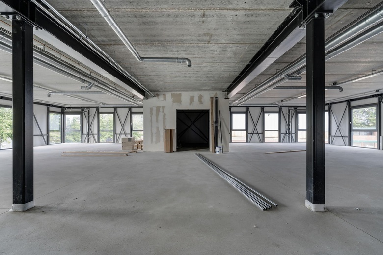 BedrijfsruimteaanParallelweg 208<br/> inWeert BedrijfsruimteaanParallelweg 208<br/> inWeert