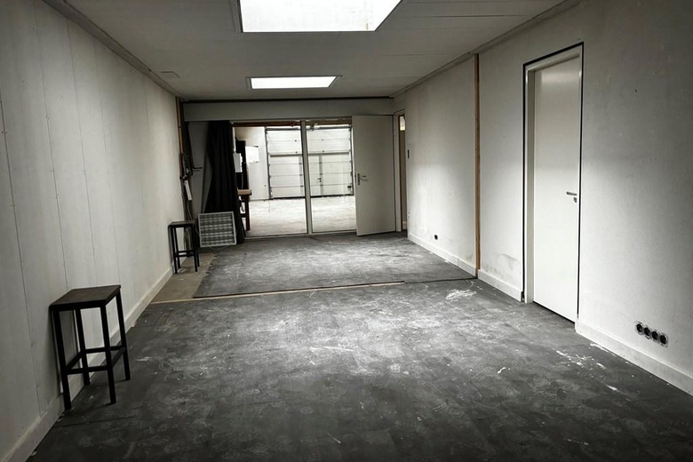 BedrijfsruimteaanMeester Willem Schorerstraat 4<br/> inHoofdplaat