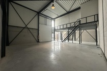 Bekijk foto 3 van Steenspil 24