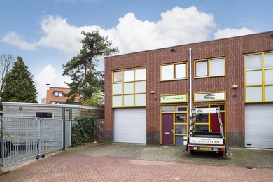 Bekijk foto 2 van Schoudermantel 17J Bekijk foto 2 van Schoudermantel 17J