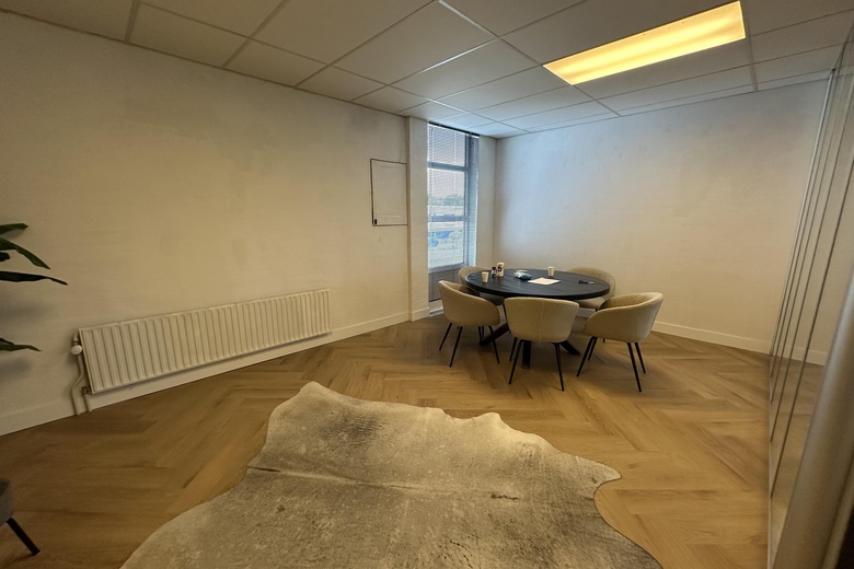 KantoorruimteaanPeppelkade 17<br/> inHouten