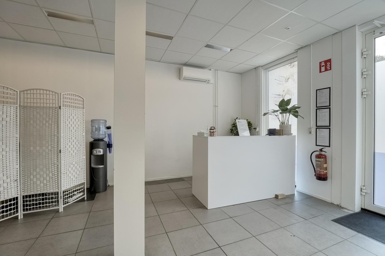 WinkelruimteaanDorpsstraat 22 A<br/> inZoeterwoude WinkelruimteaanDorpsstraat 22 A<br/> inZoeterwoude