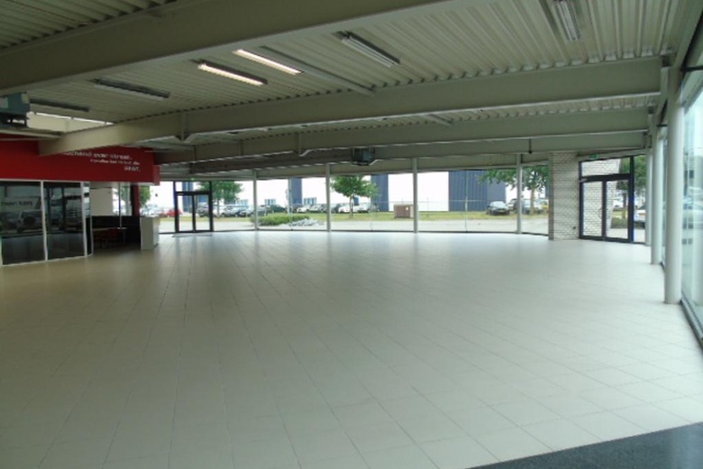BedrijfsruimteaanHandelstraat 9<br/> inBoxmeer BedrijfsruimteaanHandelstraat 9<br/> inBoxmeer