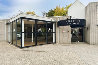 Bekijk foto 2 van Nijverheidslaan 1