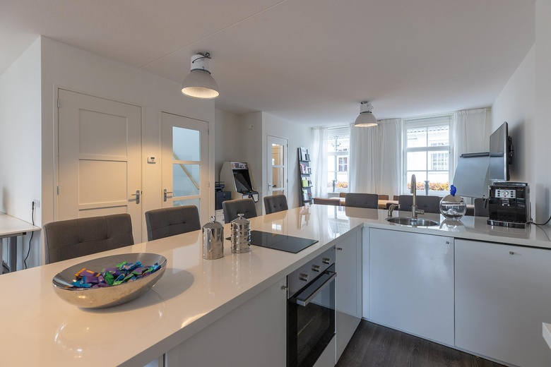 KantoorruimteaanZwaardklamp 7<br/> inHuizen KantoorruimteaanZwaardklamp 7<br/> inHuizen