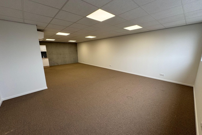 BedrijfsruimteaanGraaf van Solmsweg 99 E 37<br/> inDen Bosch BedrijfsruimteaanGraaf van Solmsweg 99 E 37<br/> inDen Bosch
