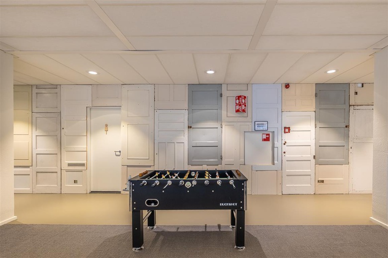 KantoorruimteaanKoos Postemalaan 8<br/> inHilversum