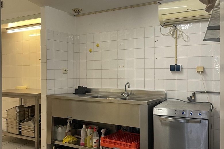 WinkelruimteaanGrote Beekstraat 2<br/> inVenlo WinkelruimteaanGrote Beekstraat 2<br/> inVenlo