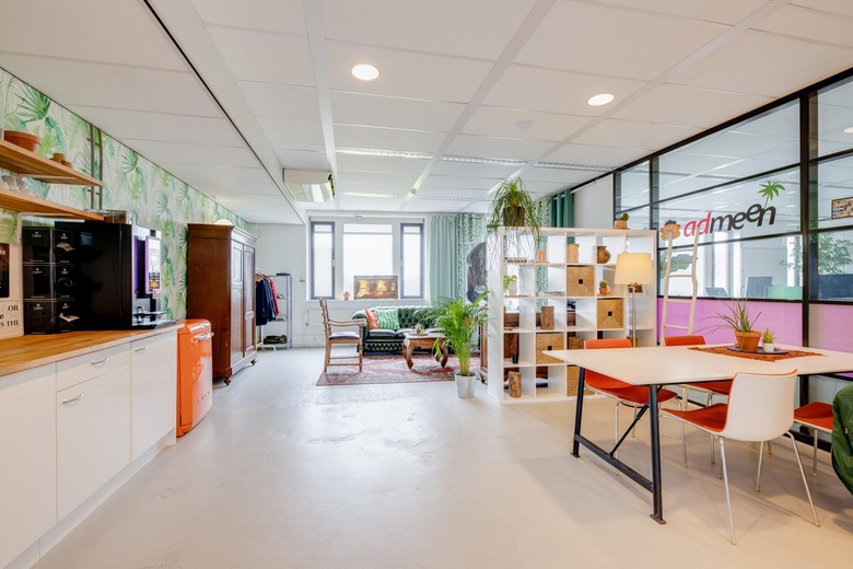 KantoorruimteaanHanzeplein 11 - 27 (unit 4.01/4.10) 0 ong<br/> inZwolle