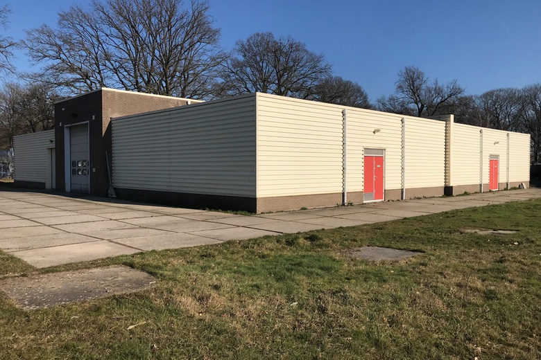 BedrijfsruimteaanLoudonstraat 174 - 184<br/> inApeldoorn BedrijfsruimteaanLoudonstraat 174 - 184<br/> inApeldoorn