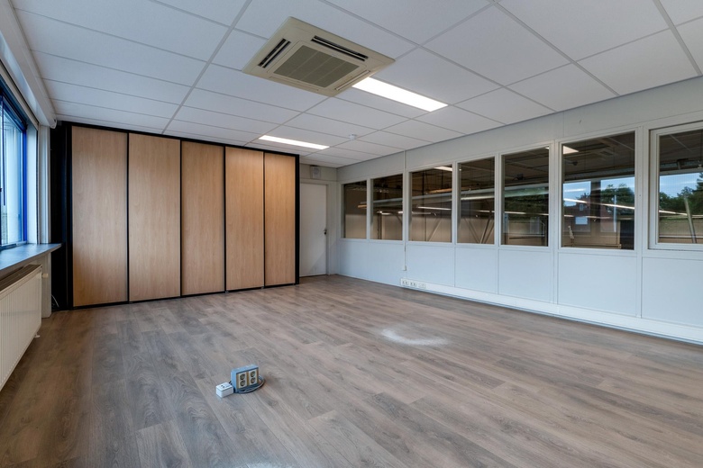 BedrijfsruimteaanZeelandweg-Oost 1<br/> inSteenbergen BedrijfsruimteaanZeelandweg-Oost 1<br/> inSteenbergen