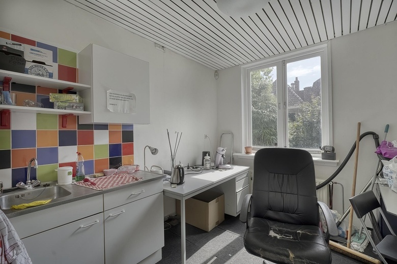 WinkelruimteaanHaarlemmerstraat 55<br/> inLeiden WinkelruimteaanHaarlemmerstraat 55<br/> inLeiden
