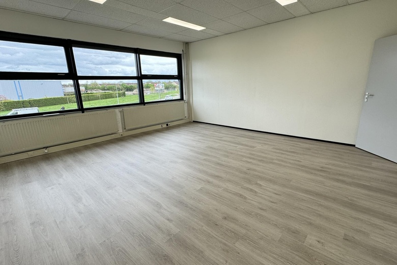 KantoorruimteaanMarkerkant 12 1 01<br/> inAlmere