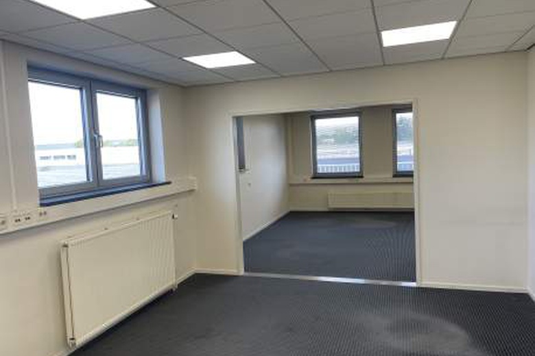 KantoorruimteaanEkkersrijt 1412 1e etage advertentie<br/> inSon en Breugel KantoorruimteaanEkkersrijt 1412 1e etage advertentie<br/> inSon en Breugel