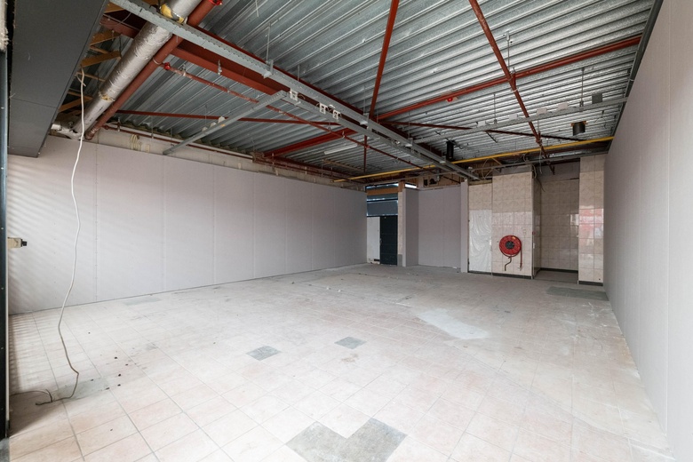 WinkelruimteaanMr P J Oudweg 38<br/> inZuidland