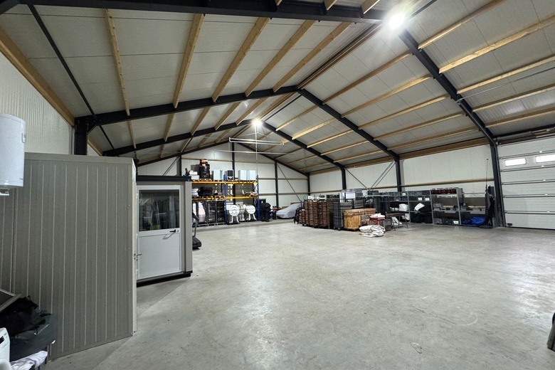 BedrijfsruimteaanDopheiweg 1<br/> inHeeswijk