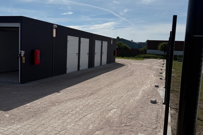 BedrijfsruimteaanIndustrieweg 6<br/> inEmmeloord BedrijfsruimteaanIndustrieweg 6<br/> inEmmeloord