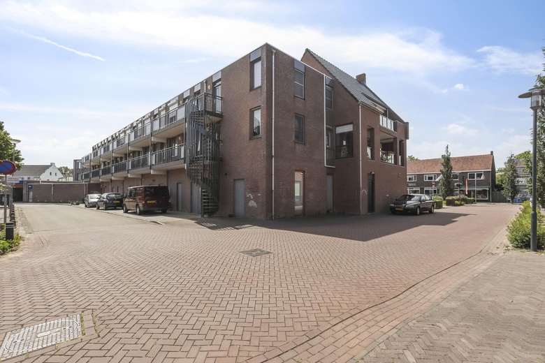 WinkelruimteaanKloosterstraat 14 - 66<br/> inGrubbenvorst WinkelruimteaanKloosterstraat 14 - 66<br/> inGrubbenvorst