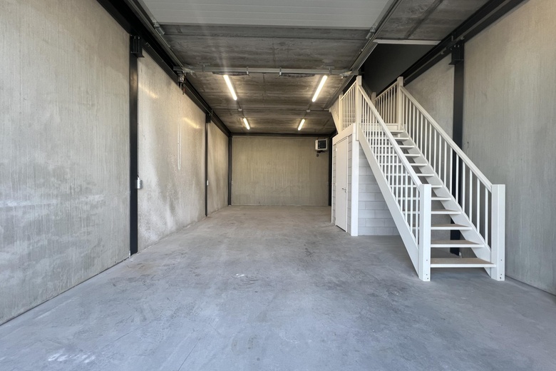 BedrijfsruimteaanLaurens Jzn. Costerstraat 4 C<br/> inOud-Beijerland