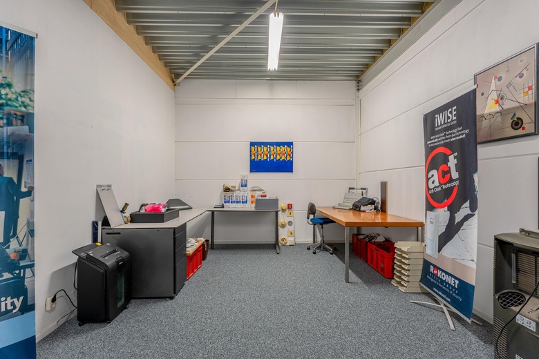 BedrijfsruimteaanKiotoweg 311<br/> inRotterdam