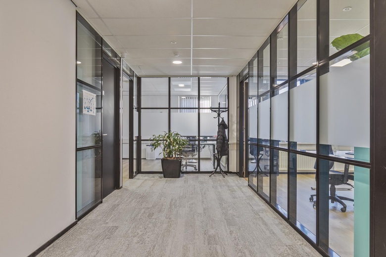 KantoorruimteaanVan 't Hoffstraat 28<br/> inNijkerk KantoorruimteaanVan 't Hoffstraat 28<br/> inNijkerk