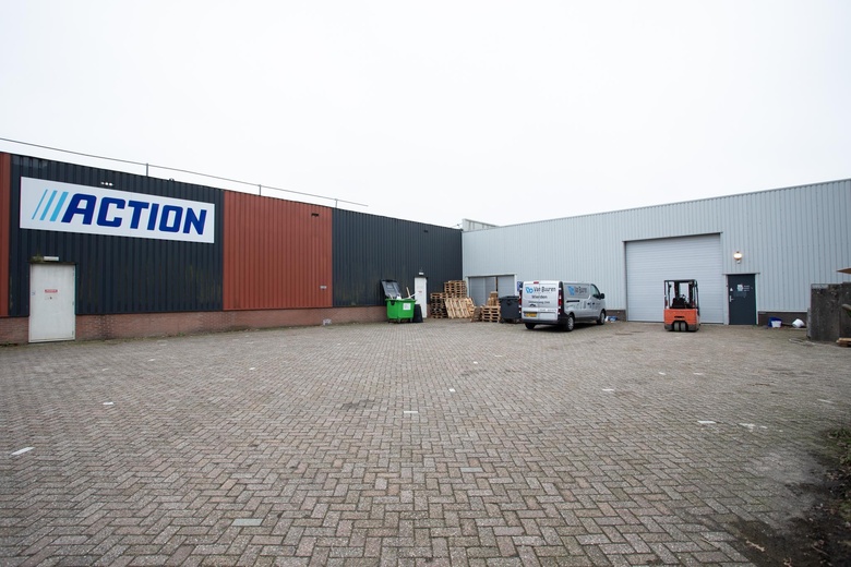 WinkelruimteaanDikkensweg 24<br/> inWierden WinkelruimteaanDikkensweg 24<br/> inWierden