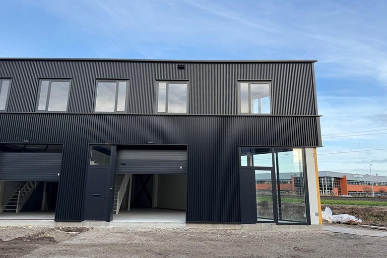 BedrijfsruimteaanSteur 424<br/> inWaddinxveen