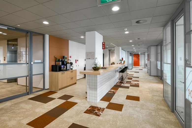 KantoorruimteaanVelperweg 76<br/> inArnhem KantoorruimteaanVelperweg 76<br/> inArnhem