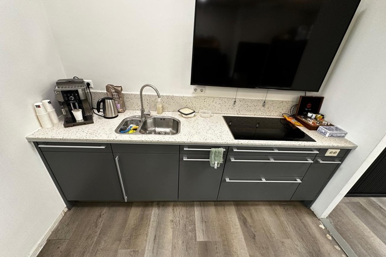 BedrijfsruimteaanWattstraat 11<br/> inZoetermeer