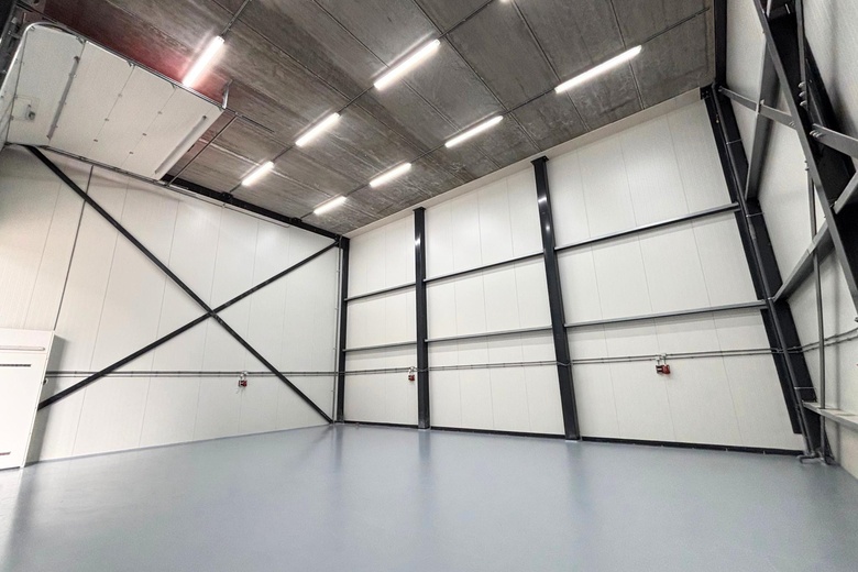 BedrijfsruimteaanStuwadoorstraat 21 0014<br/> inVelsen BedrijfsruimteaanStuwadoorstraat 21 0014<br/> inVelsen