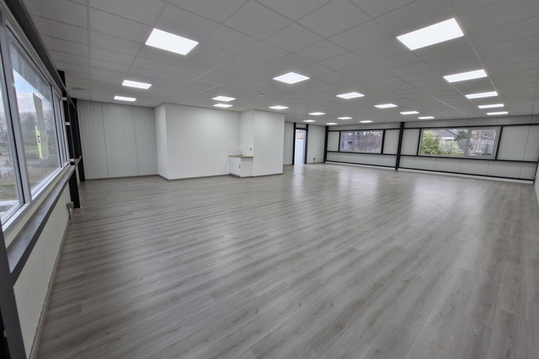 BedrijfsruimteaanRoombekerveld 16<br/> inEnschede BedrijfsruimteaanRoombekerveld 16<br/> inEnschede