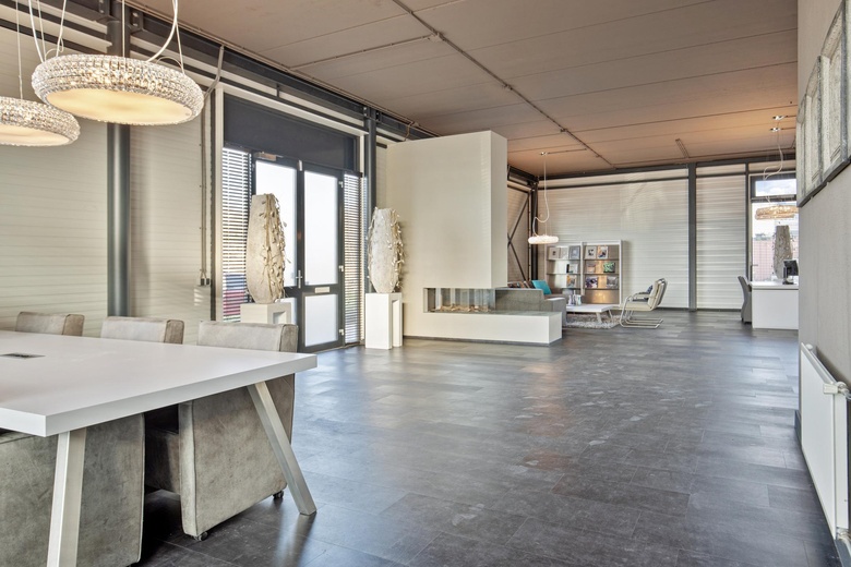 Bedrijfsruimteaan's-Gravenweg 332<br/> inNieuwerkerk aan den IJssel