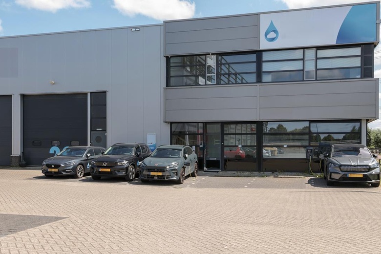 Bekijk foto Bedrijfsruimte aan de Heliumstraat 290 in Zoetermeer