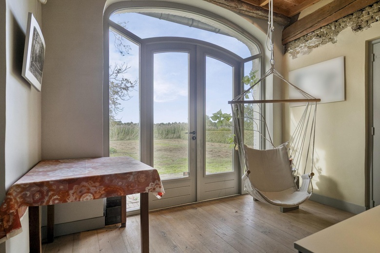 KantoorruimteaanZwanenburgseweg 6 a<br/> inHeeswijk