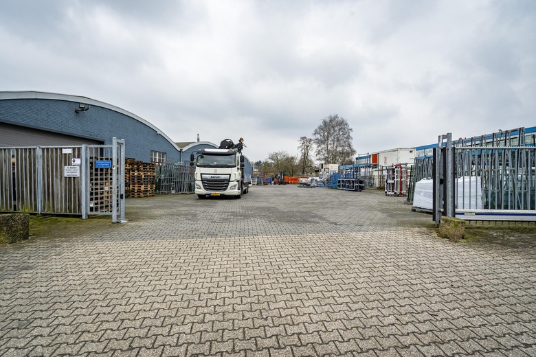 BedrijfsruimteaanMaasheseweg 77<br/> inVenray BedrijfsruimteaanMaasheseweg 77<br/> inVenray