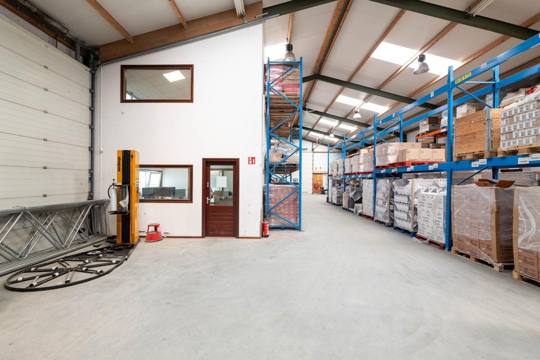 BedrijfsruimteaanNijverheidsweg 14 - 18<br/> inStellendam