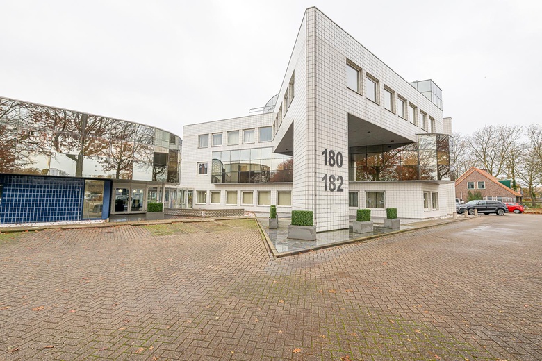 BedrijfsruimteaanGraafschap Hornelaan 180-182<br/> inWeert BedrijfsruimteaanGraafschap Hornelaan 180-182<br/> inWeert