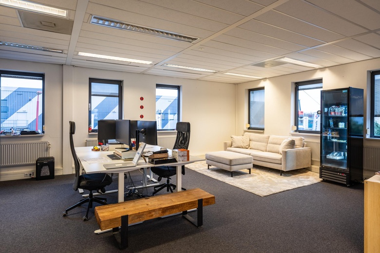 BedrijfsruimteaanVeldwade 14 - 16<br/> inNieuwegein