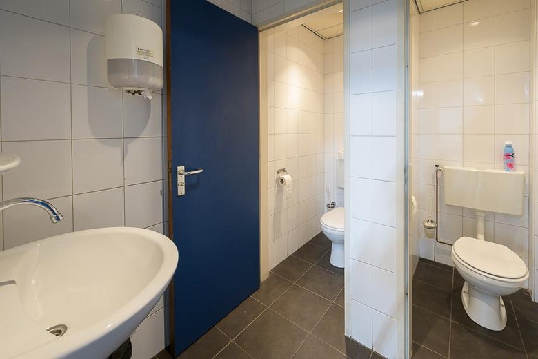 BedrijfsruimteaanSchuttevaerweg 19<br/> inRotterdam BedrijfsruimteaanSchuttevaerweg 19<br/> inRotterdam