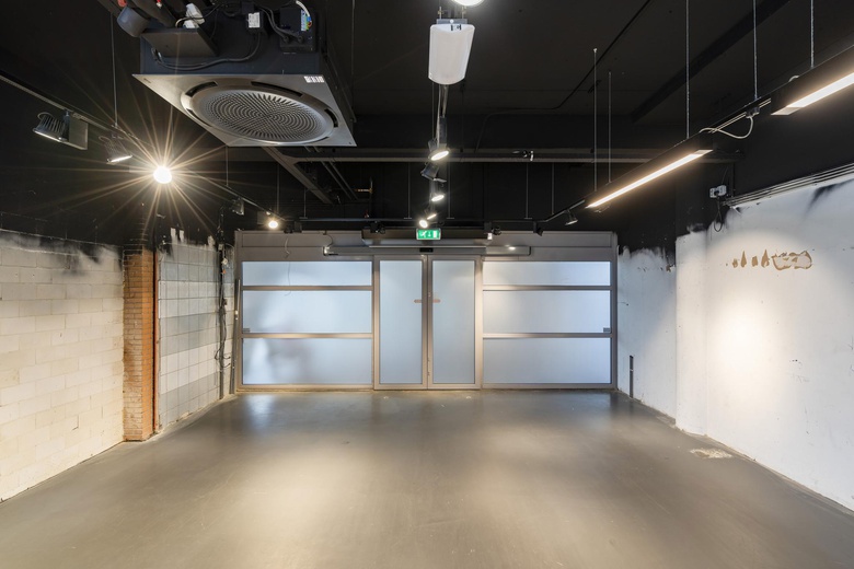 WinkelruimteaanStationsplein 6<br/> inHilversum WinkelruimteaanStationsplein 6<br/> inHilversum