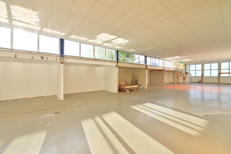 BedrijfsruimteaanOosterengweg 44<br/> inHilversum BedrijfsruimteaanOosterengweg 44<br/> inHilversum