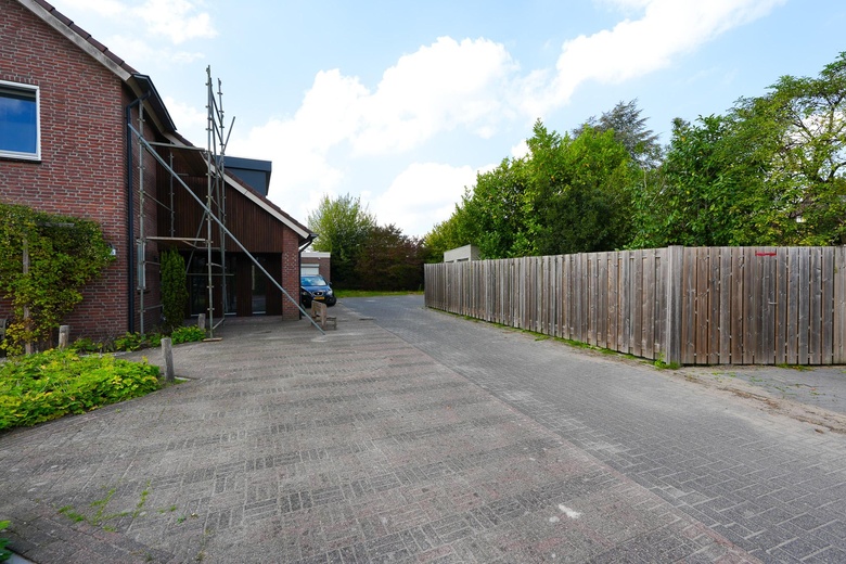 WinkelruimteaanKerkstraat 10<br/> inBeek en Donk