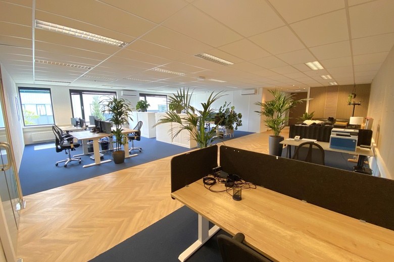 BedrijfsruimteaanAntennestraat 86<br/> inAlmere