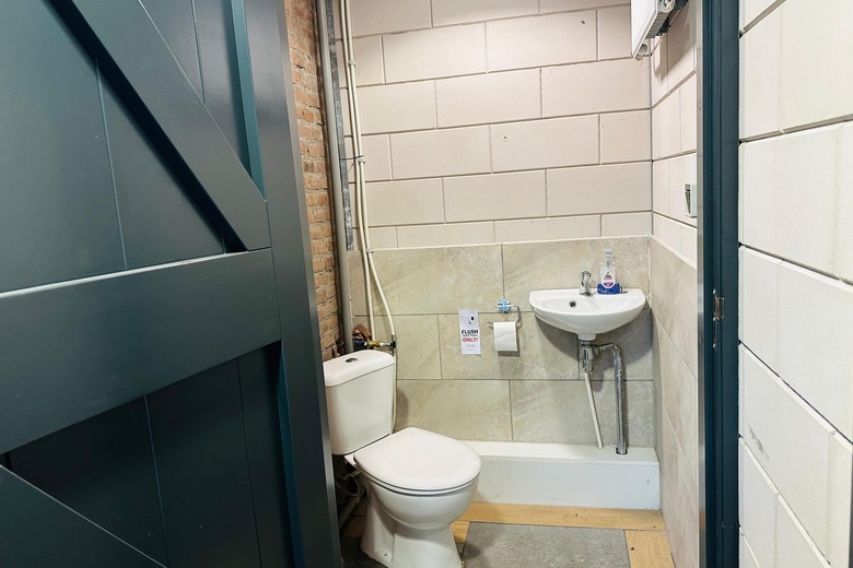 BedrijfsruimteaanLovensekanaaldijk 47 06<br/> inTilburg