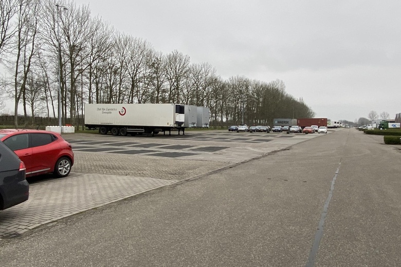KantoorruimteaanCentrale Markt 5<br/> inZwaagdijk-Oost KantoorruimteaanCentrale Markt 5<br/> inZwaagdijk-Oost