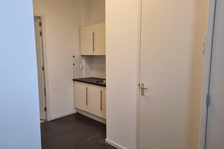 BedrijfsruimteaanZonnehorst 14<br/> inZutphen BedrijfsruimteaanZonnehorst 14<br/> inZutphen