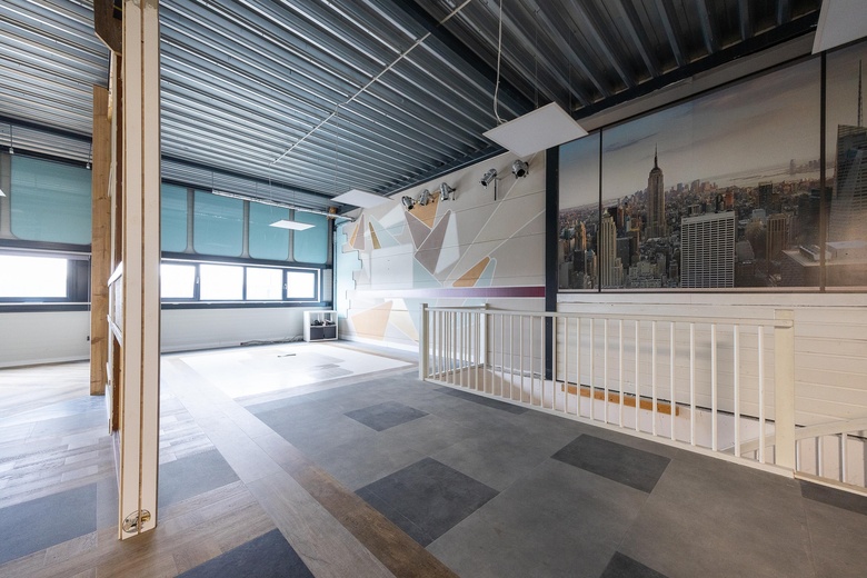 BedrijfsruimteaanPesetaweg 79 D<br/> inNieuw-Vennep